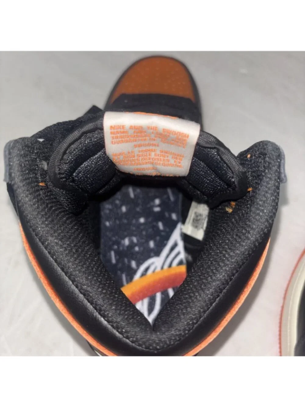 Nike Big Kids Air Jordan 1 Retro High OG Shoes Black/White/Orange  Size 4Y